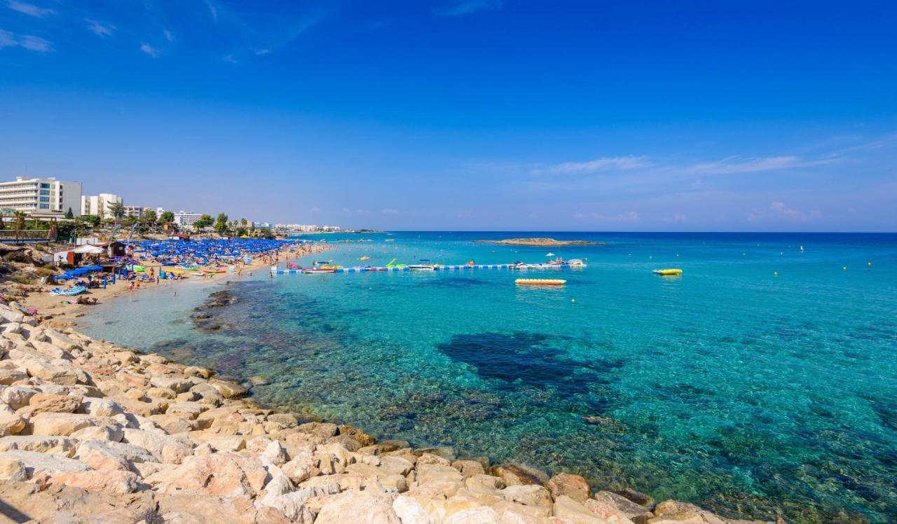 Protaras Centro Villa エクステリア 写真